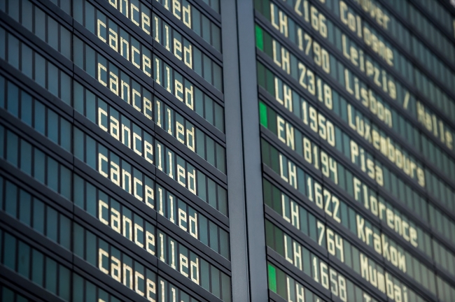 Koronavirüs nedeniyle İtalya'ya uçuşların çoğu iptal oldu. Foto: AA